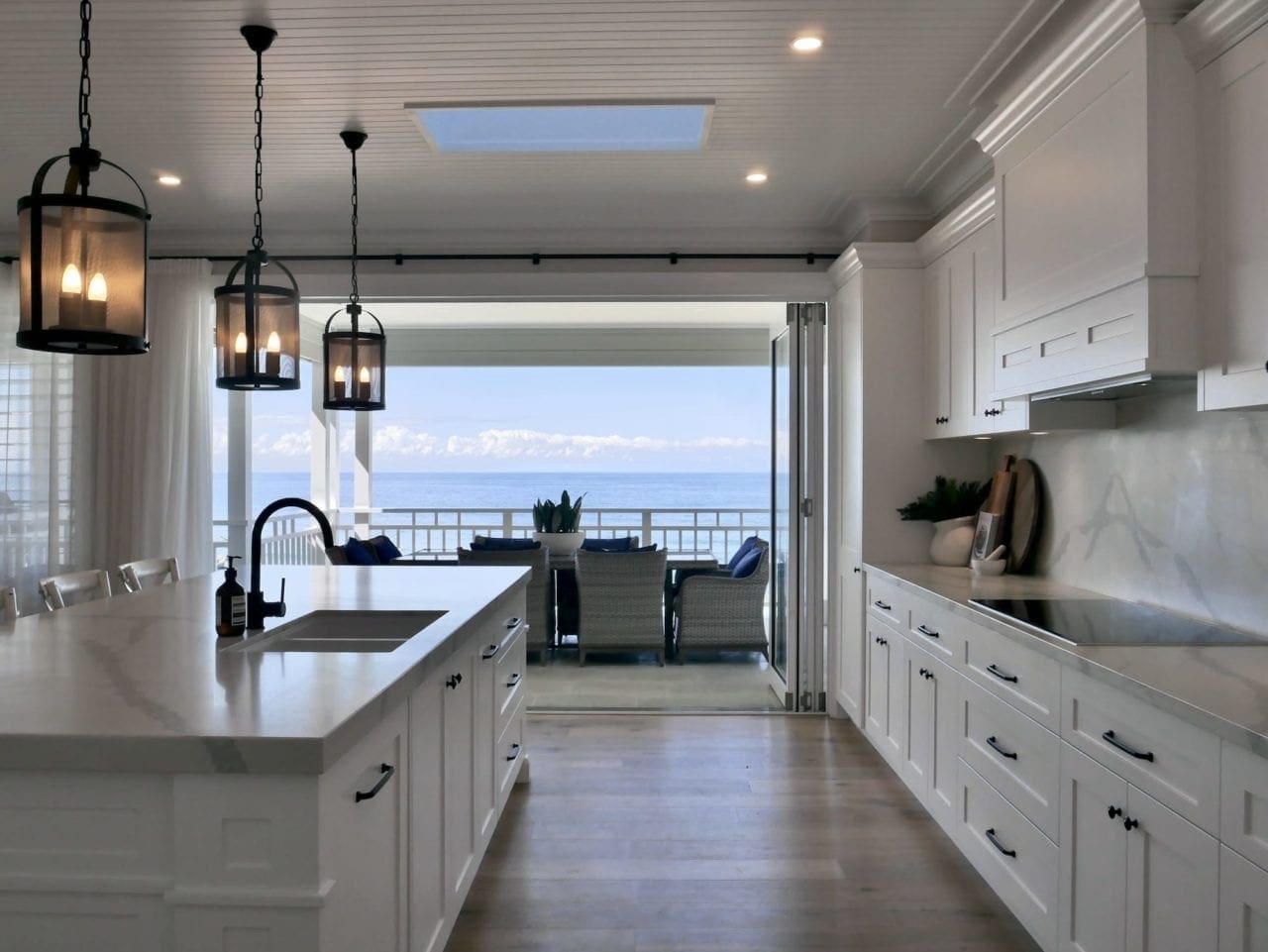 Ocean Glamour Kitchen Wombarra View 1280x961 